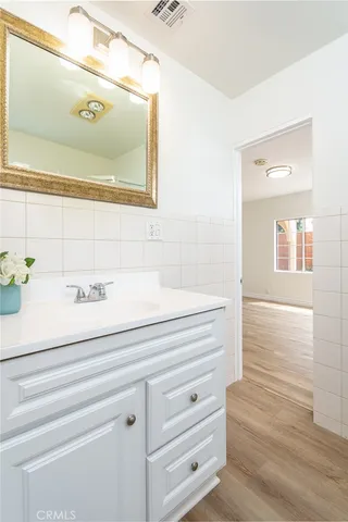 $4,300 | 5617 Katherine Avenue, Sherman Oaks, CA 91401