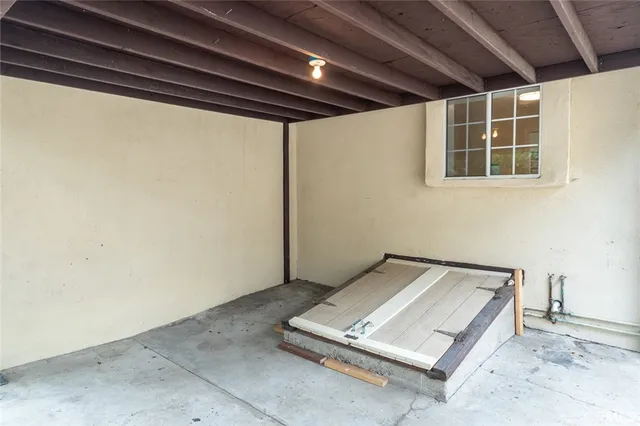 $4,300 | 5617 Katherine Avenue, Sherman Oaks, CA 91401