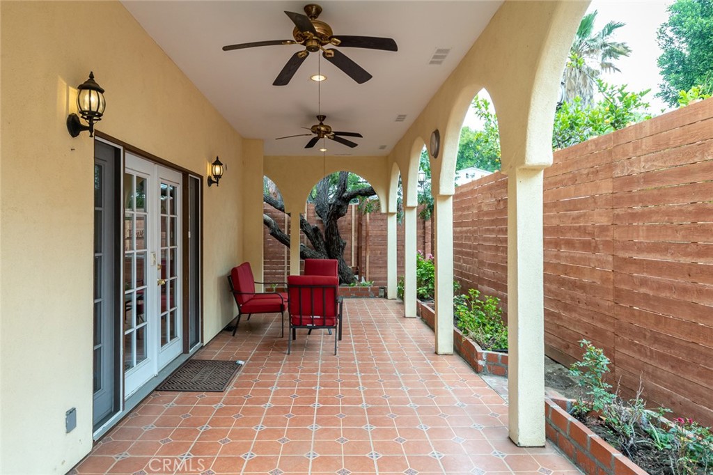 5617 Katherine Avenue Sherman Oaks, CA 91401 - Photo 10 of 46