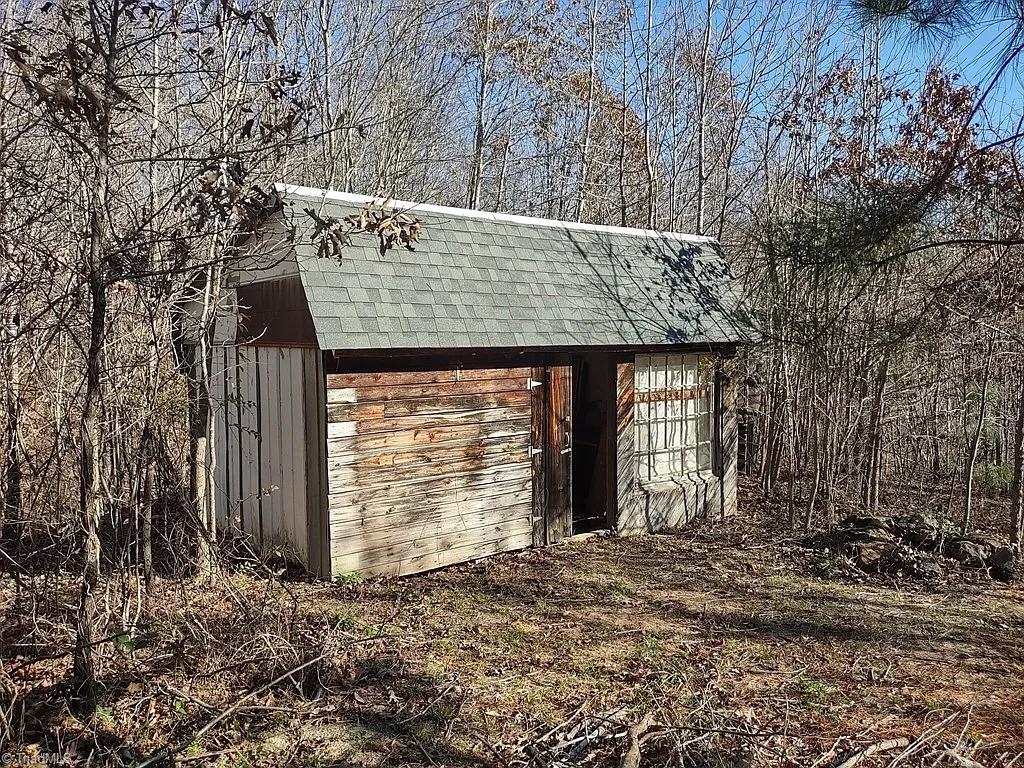 318 Winesap Road Pelham, NC 27311 - Photo 19 of 34