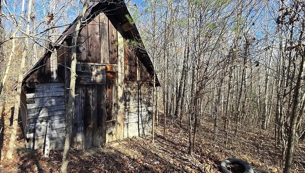 318 Winesap Road Pelham, NC 27311 - Photo 23 of 34