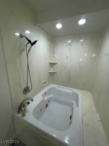 $2,150 | 2784 Belcastro Street, Las Vegas, NV 89117