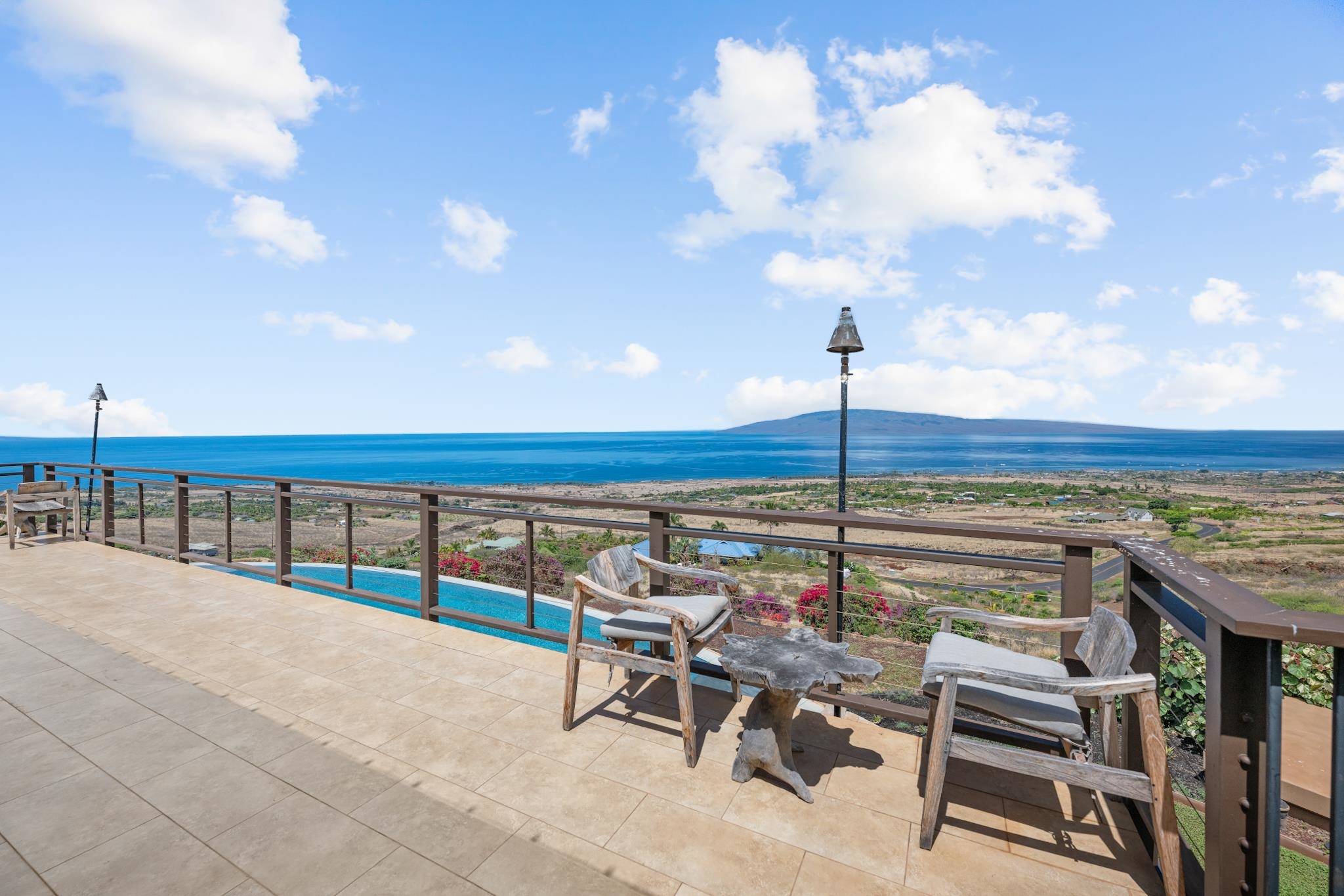 554 Punakea Loop, Unit A Lahaina, HI 96761 - Photo 27 of 49 a view of a terrace