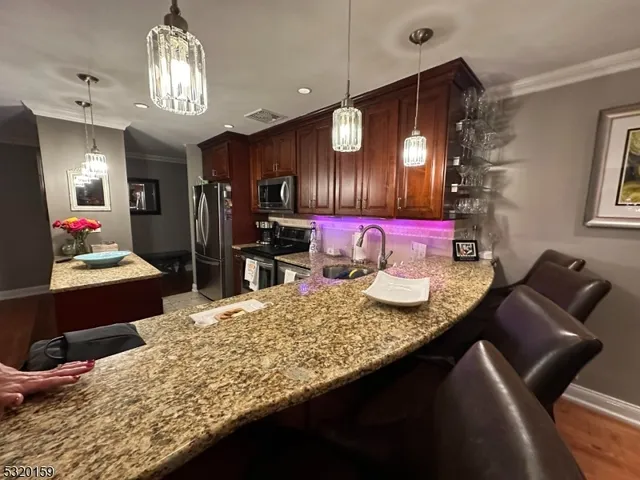 $400,000 | 301 Beech Street, Unit 12E, Hackensack, NJ 07601