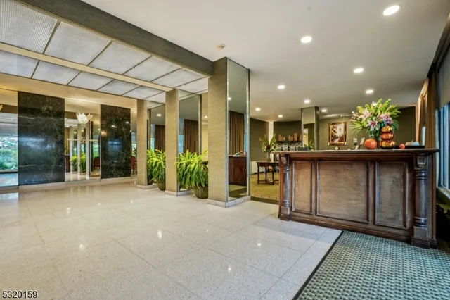 $400,000 | 301 Beech Street, Unit 12E, Hackensack, NJ 07601