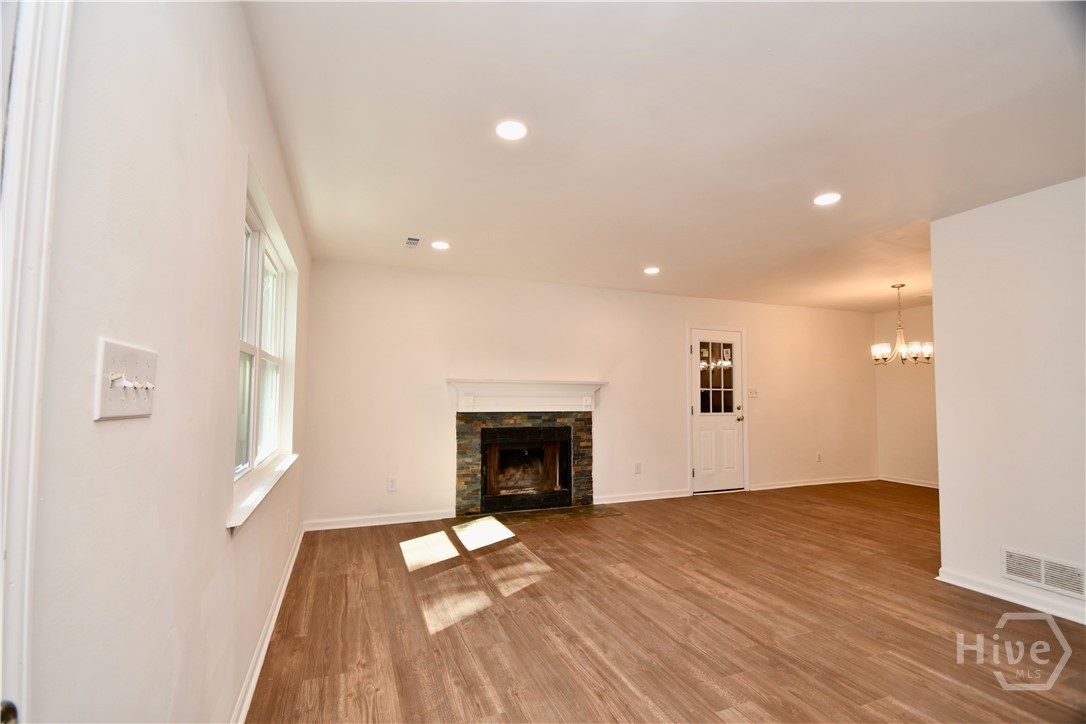 110 Thomas Trail Covington, GA 30016 - Photo 6 of 33