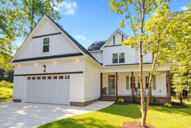 $724,750 | 1004 Snow Peak Court, Raleigh, NC 27603