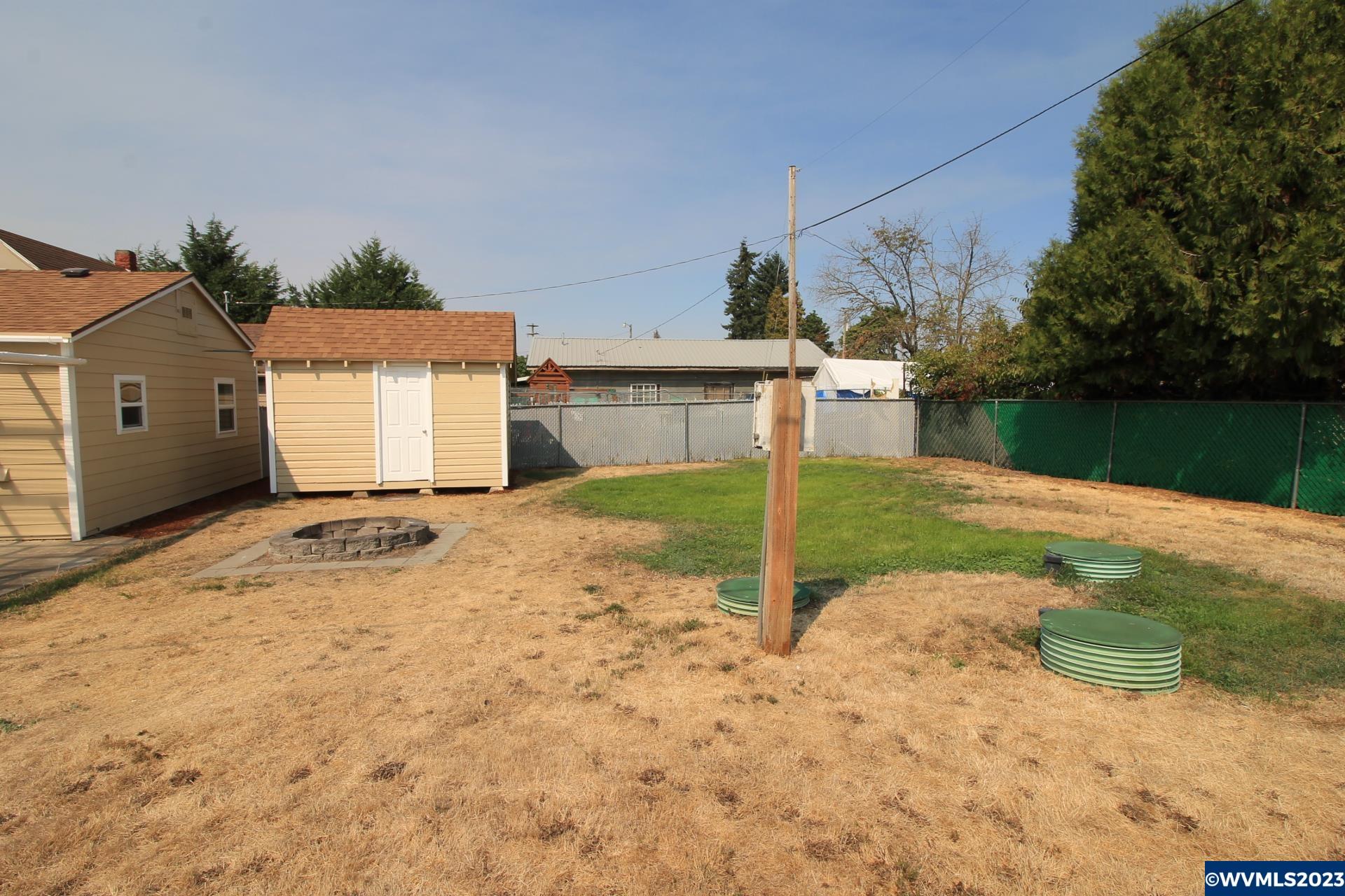 311 Gilbert Street Lebanon, OR 97355 - Photo 31 of 33