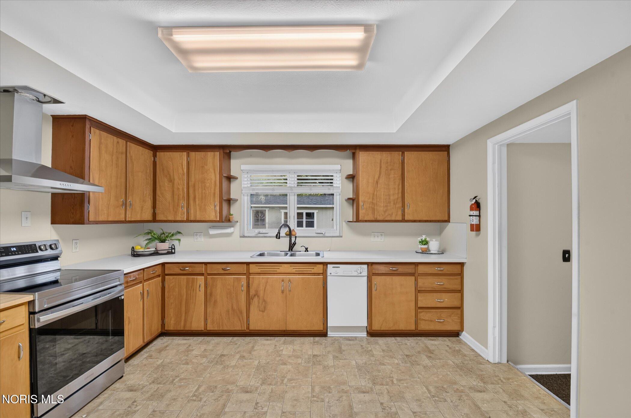 2801 Wicklow Road Toledo, OH 43606 - Photo 10 of 40 Gallery Image 10
