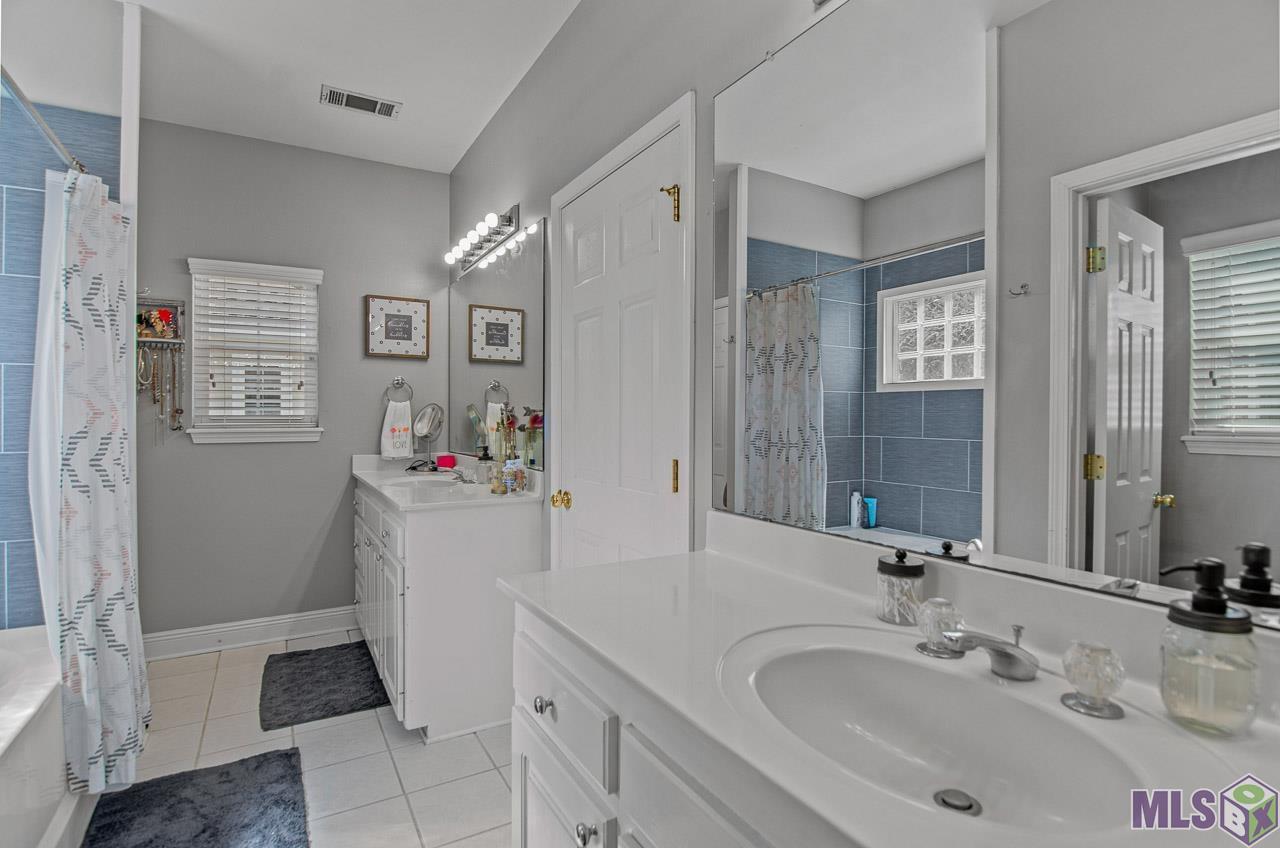 10279 Springwind Court Baton Rouge, LA 70810 - Photo 11 of 25