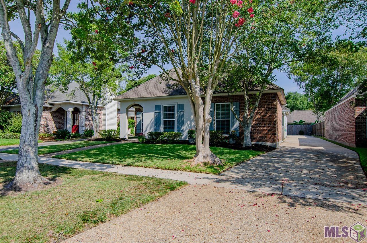 10279 Springwind Court Baton Rouge, LA 70810 - Photo 2 of 25