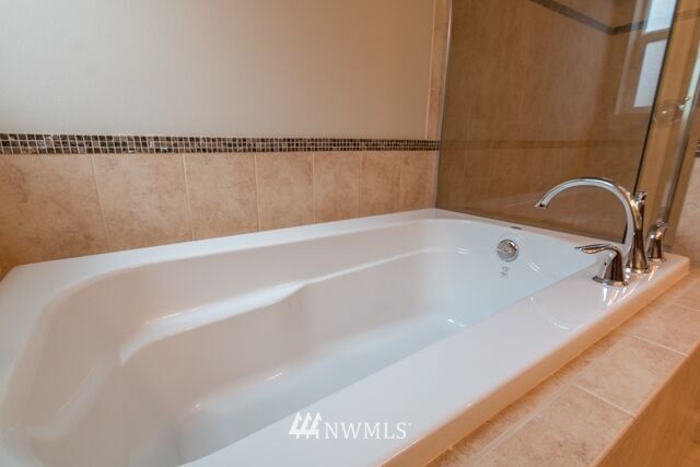 114 Ilwaco Place Northeast Renton, WA 98059 - Photo 12 of 24