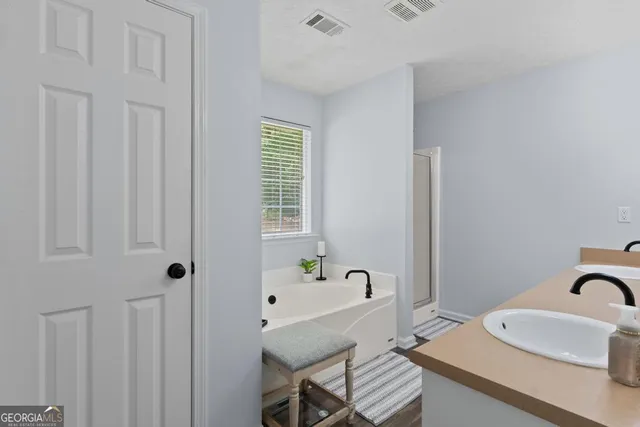 $319,900 | 320 Cobb Court, Hampton, GA 30228