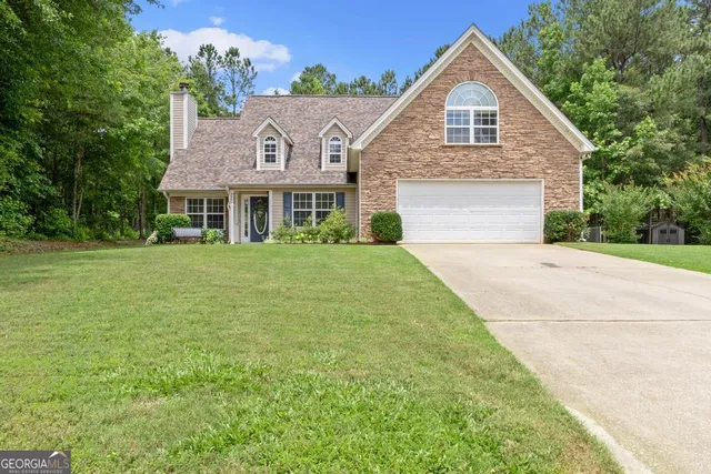 $319,900 | 320 Cobb Court, Hampton, GA 30228