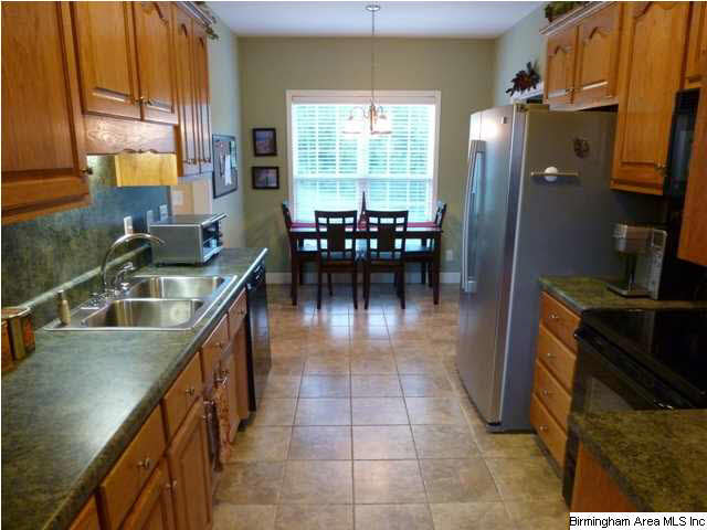 725 Ridgefield Way Odenville, AL 35120 - Photo 3 of 23