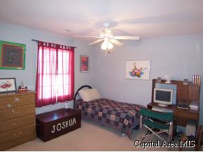 1121 Post Road Springfield, IL 62712 - Photo 7 of 9
