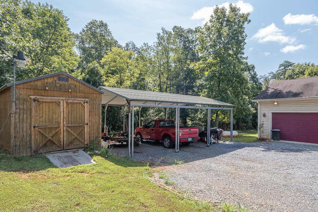 2202 Five Forks Road Bedford, VA 24523 - Photo 50 of 53 untitled-50