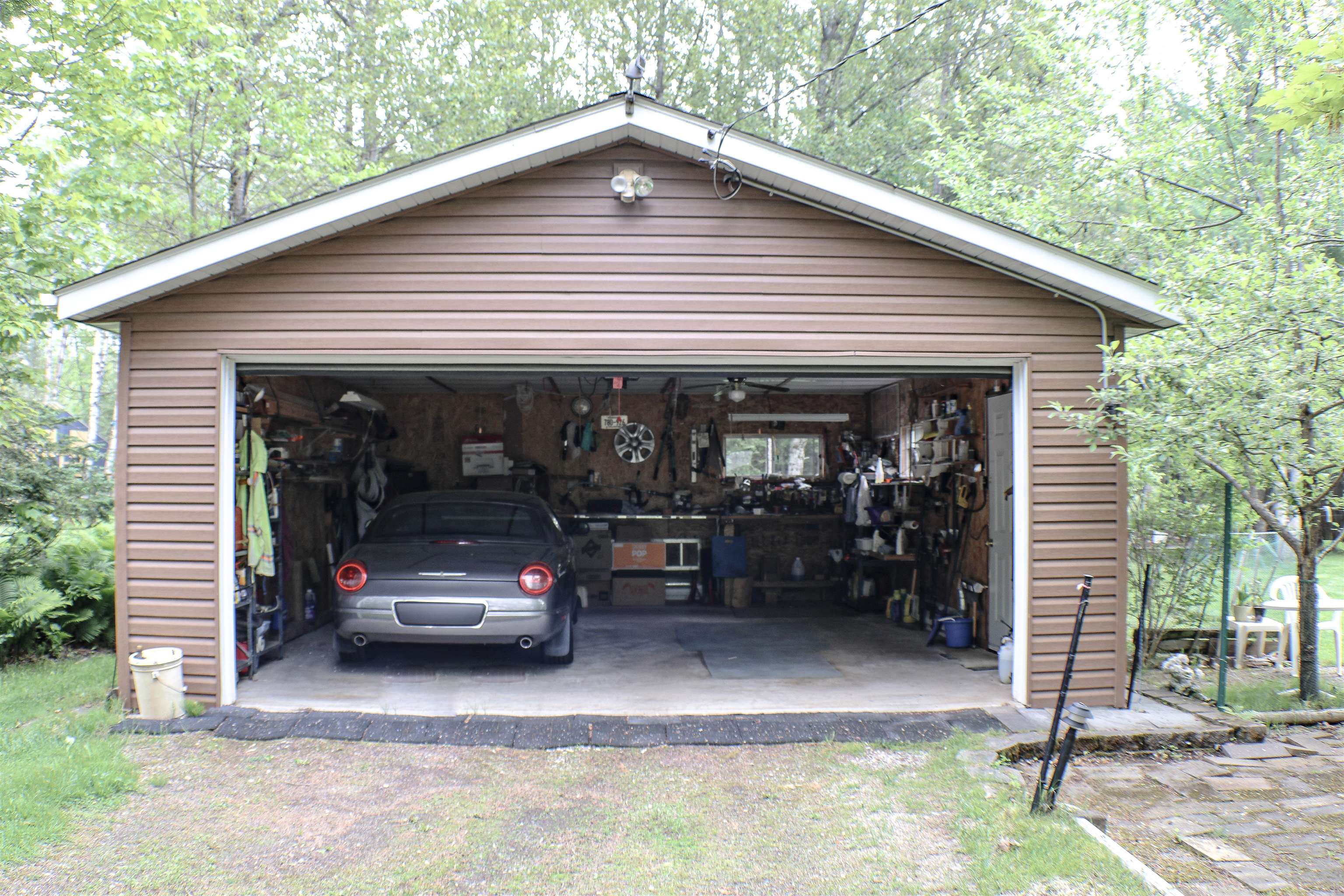 4950 Midway Road Duluth, MN 55811 - Photo 10 of 26 View of detached garage
