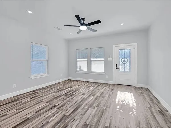 $235,000 | 729 East Sears Street, Denison, TX 75021