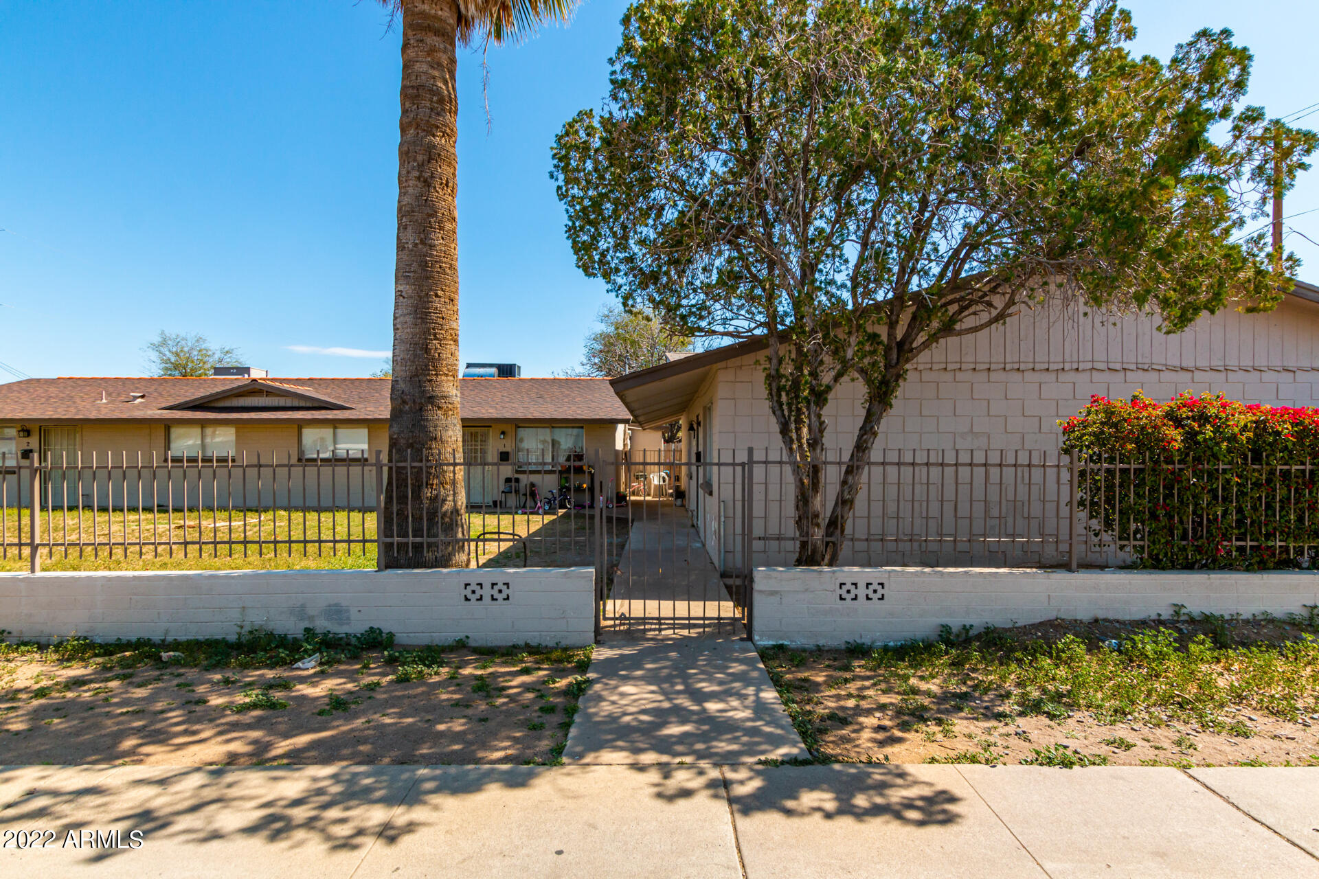 2061 West Ocotillo Road Phoenix, AZ 85015 - Photo 3 of 60 3 - Ocotillo