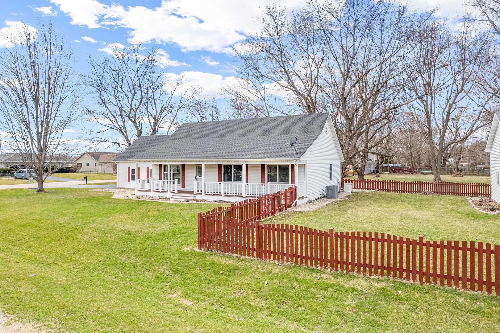 895 Nancy Road Lake Holiday, IL 60548 - Photo 23 of 40 Gallery Image 23