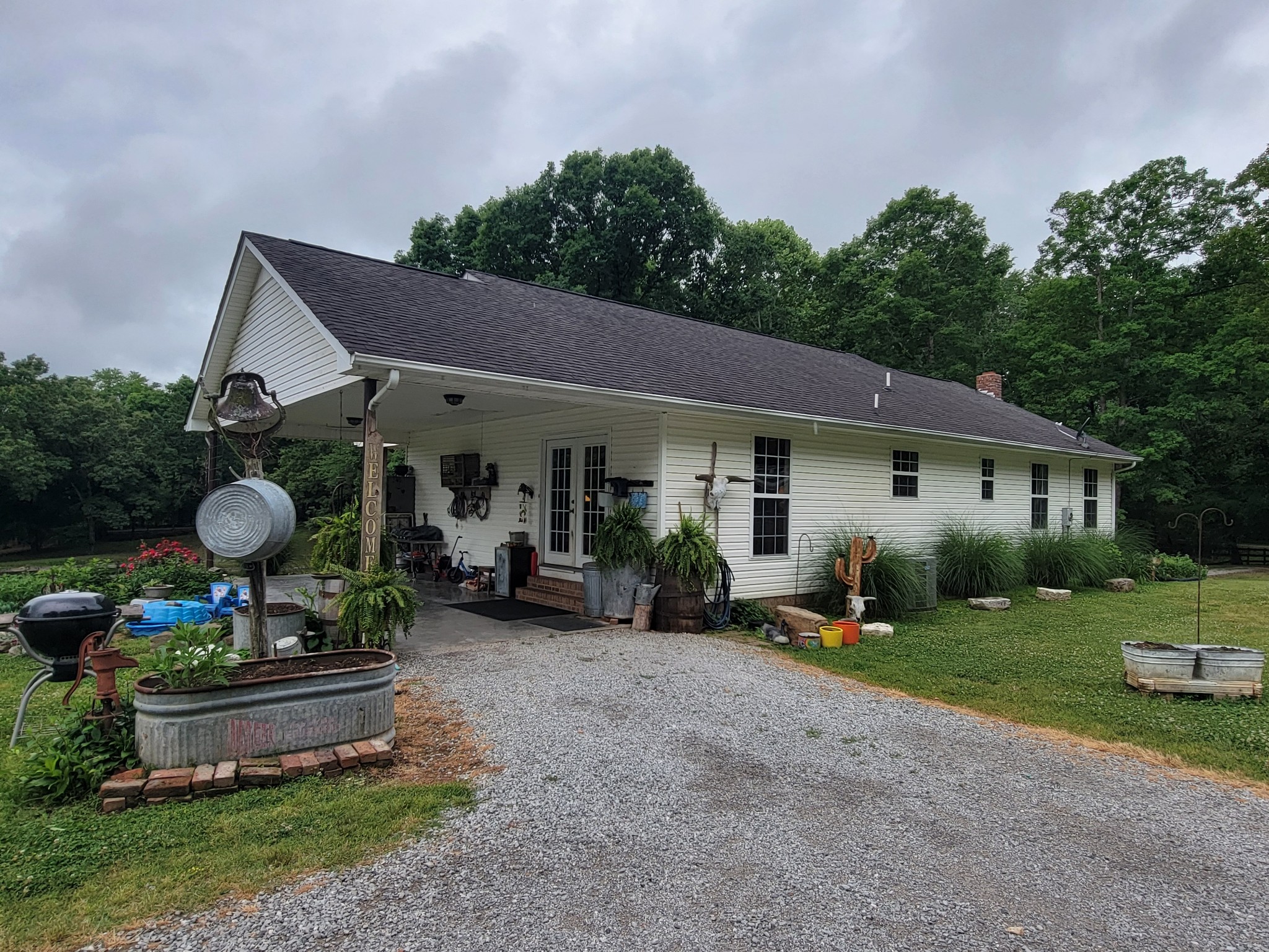 1089 Jim Clark Road Erin, TN 37061 - Photo 31 of 71