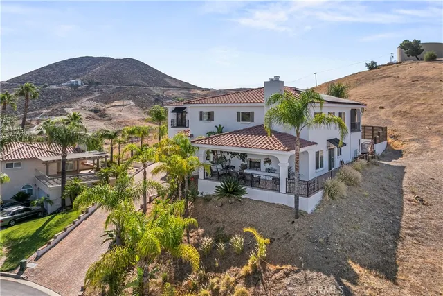 $899,000 | 22941 Gold Rush Place, Canyon Lake, CA 92587