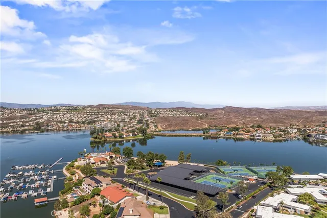 $899,000 | 22941 Gold Rush Place, Canyon Lake, CA 92587