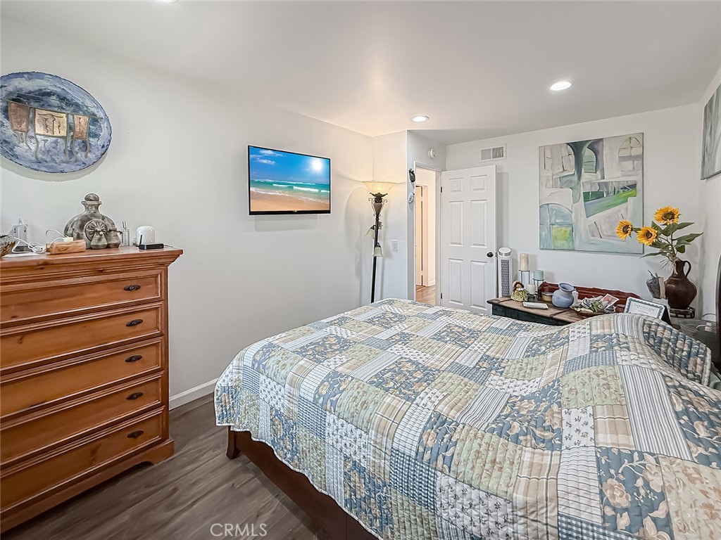 1928 Stow Street Simi Valley, CA 93063 - Photo 23 of 52