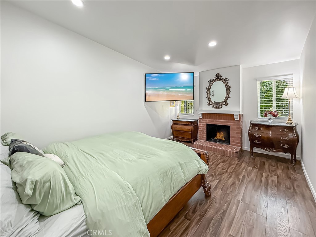 1928 Stow Street Simi Valley, CA 93063 - Photo 25 of 52