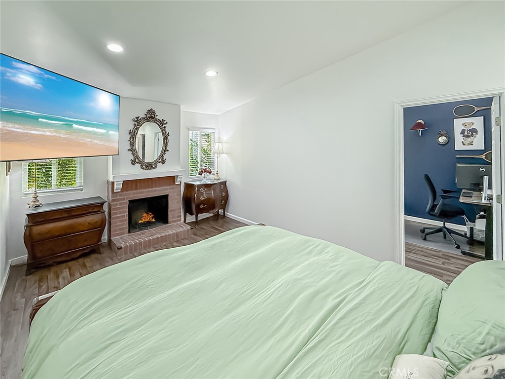 1928 Stow Street Simi Valley, CA 93063 - Photo 27 of 52