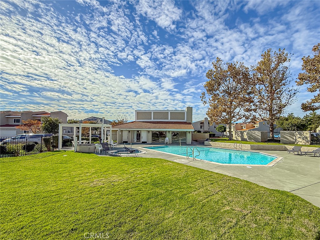 1928 Stow Street Simi Valley, CA 93063 - Photo 40 of 52