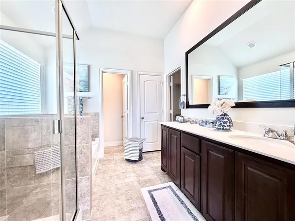 $3,200 | 1413 River Vale Road, Garland, TX 75041