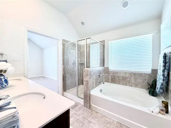 $3,200 | 1413 River Vale Road, Garland, TX 75041