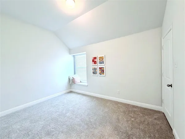 $3,200 | 1413 River Vale Road, Garland, TX 75041