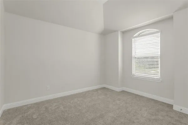 $3,200 | 1413 River Vale Road, Garland, TX 75041
