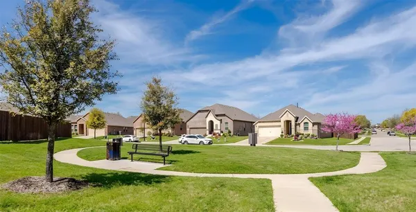 $3,200 | 1413 River Vale Road, Garland, TX 75041
