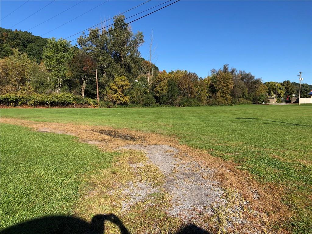 170 Pittsburgh Road Butler, PA 16001 - Photo 3 of 5