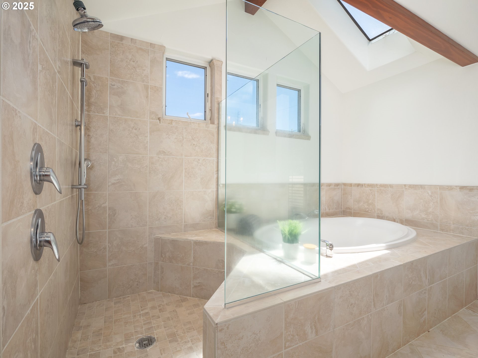 7845 Southwest Frobase Road Tualatin, OR 97062 - Photo 16 of 48 Gallery Image 16