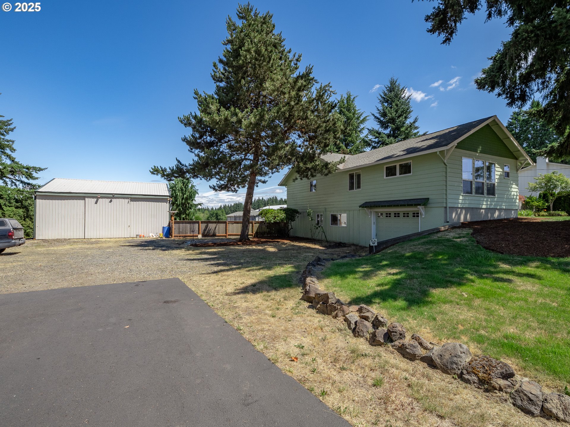 7845 Southwest Frobase Road Tualatin, OR 97062 - Photo 3 of 48 Gallery Image 3