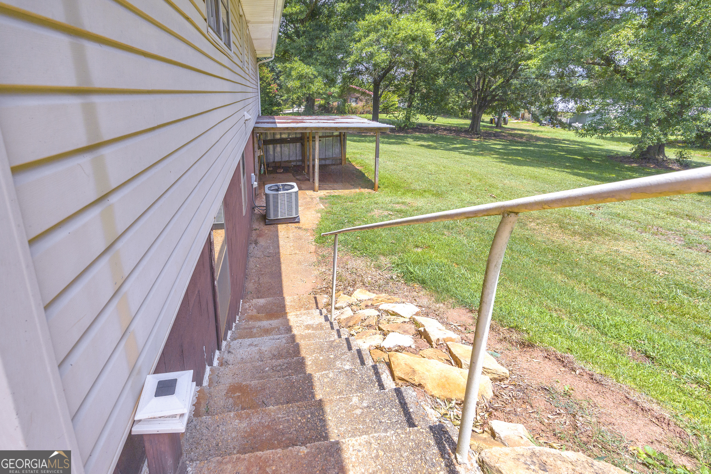 6091 Stone Bridge Road Carnesville, GA 30521 - Photo 27 of 47