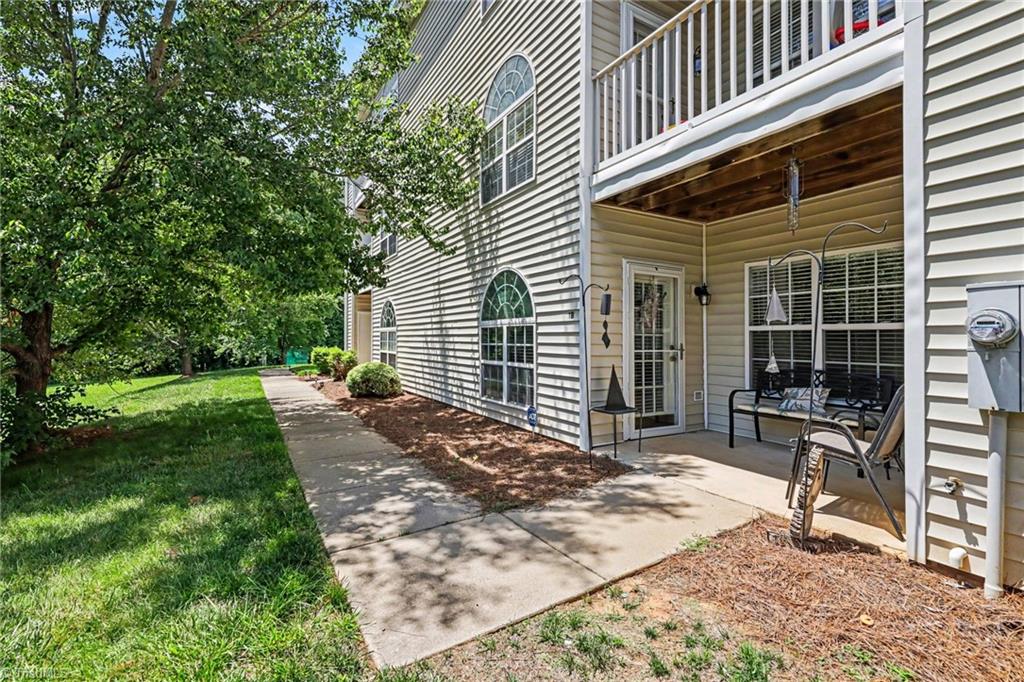 125 James Road High Point, NC 27265 - Photo 2 of 27