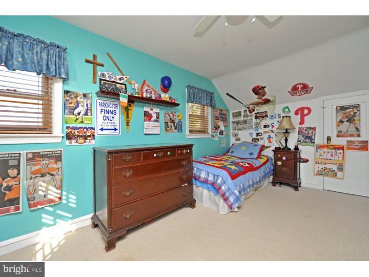 36 West Chelfield Road Glenside, PA 19038 - Photo 15 of 20 Gallery Image 15