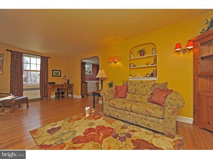 36 West Chelfield Road Glenside, PA 19038 - Photo 5 of 20 Gallery Image 5