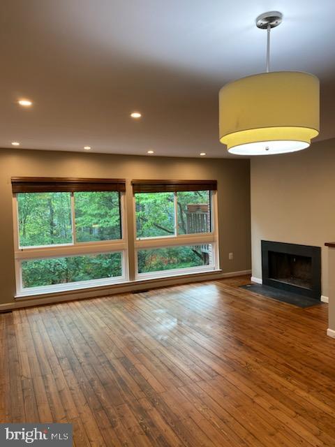 11505 Buttonwood Court Reston, VA 20191 - Photo 3 of 20 Main level Fireplace