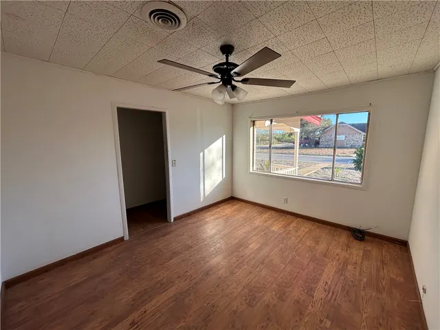 $118,000 | 516 Stinson Street, Freer, TX 78357