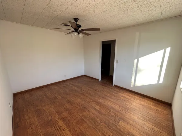 $109,000 | 516 Stinson Street, Freer, TX 78357