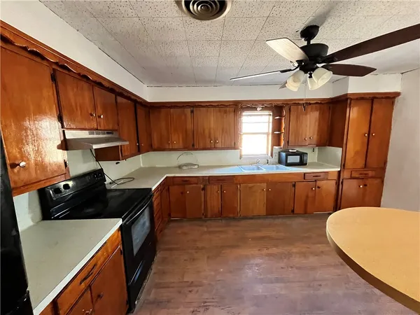 $109,000 | 516 Stinson Street, Freer, TX 78357