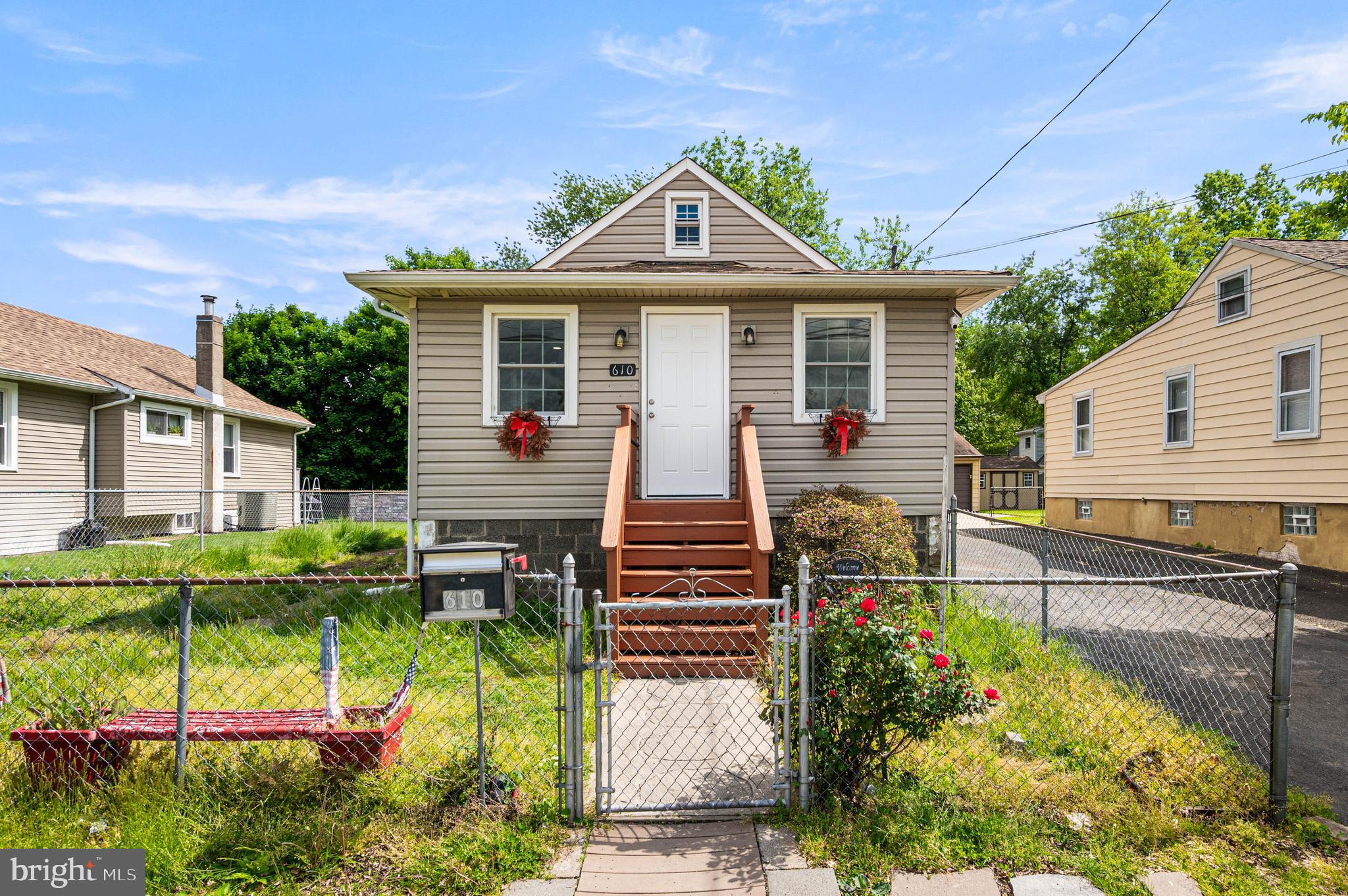 610 Princess Avenue Croydon, PA 19021 - Photo 2 of 33