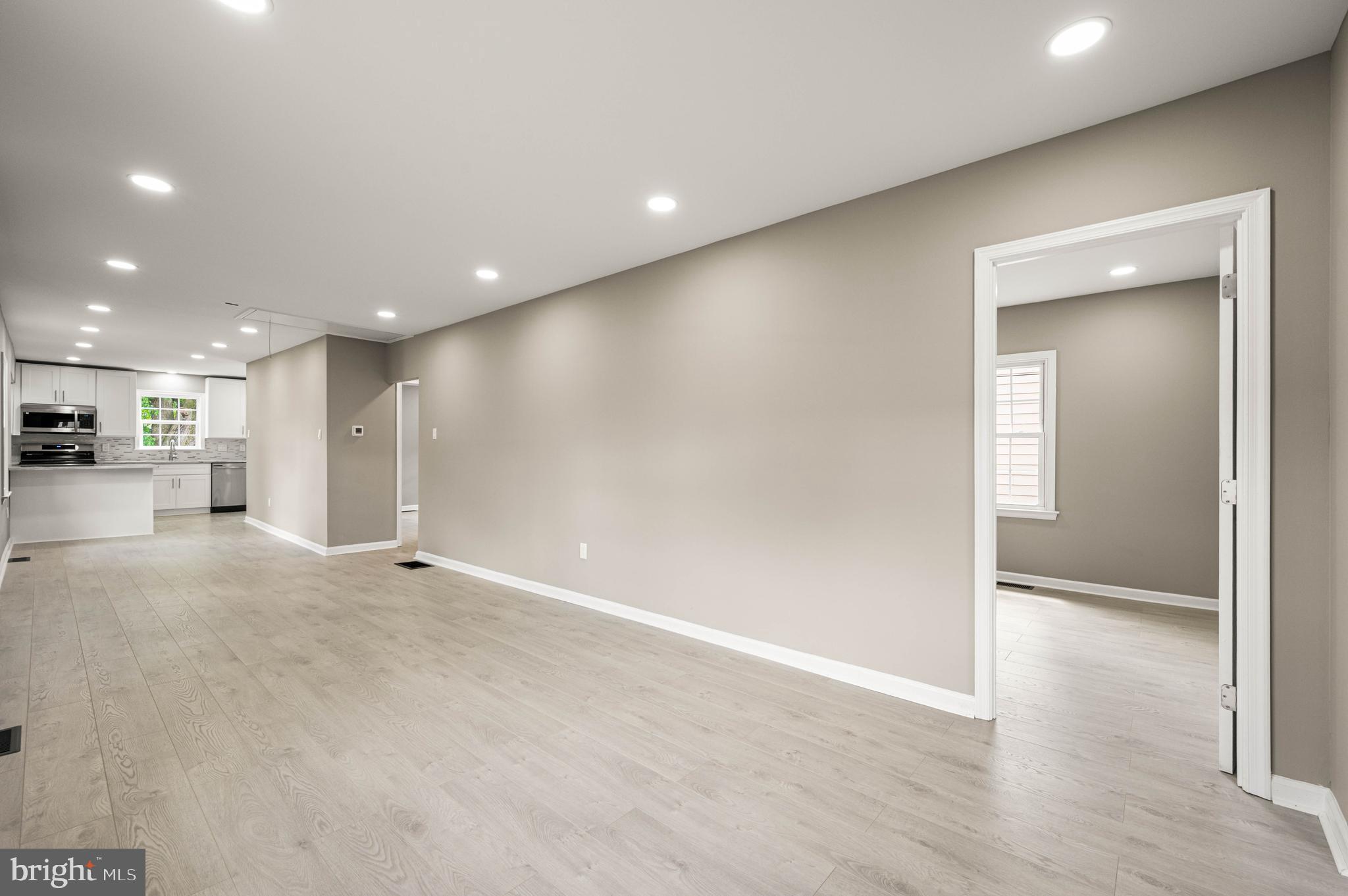 610 Princess Avenue Croydon, PA 19021 - Photo 6 of 33